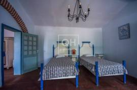 Alentejo: Historical Organic Estate (63HA) with 2 traditional homes, a pool, and 3 lakes