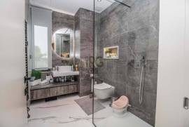 Exquisite 4-Bedroom Villa with Pool in Prime Location in Almancil