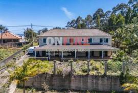 6 Bedroom House with Large Land – Opportunity in São Jorge, Santana