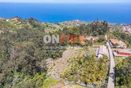 6 Bedroom House with Large Land – Opportunity in São Jorge, Santana