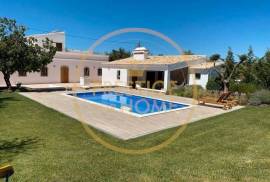 4 bedroom villa with swimming pool for annual rental