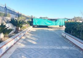SALE of Country House in Elche.