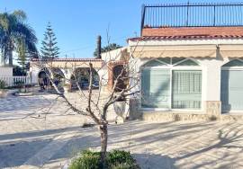 SALE of Country House in Elche.