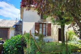 House with Land near Bussiere-Poitevine in the Haute Vienne