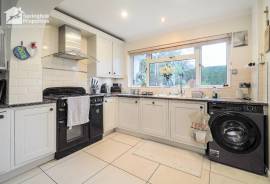 3 bedroom, Detached bungalow for sale