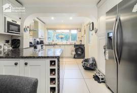 3 bedroom, Detached bungalow for sale