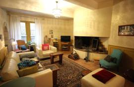 8 room, 260m2 Character property for sale in Beziers - 380 000 € *