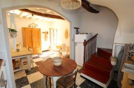 4 room, 63m2 Village house for sale in Magalas - 117 000 € *