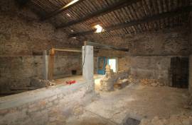1 room, 230m2 Stone outhouse for sale in Gabian - 141 000 € *