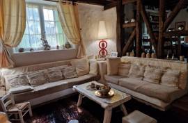 7 room, 232m2 House for sale in Lamalou les bains - 520 000 € *