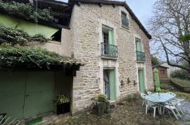 7 room, 232m2 House for sale in Lamalou les bains - 520 000 € *