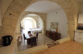 4 room, 75m2 Apartment for sale in Pezenas - 229 000 € *