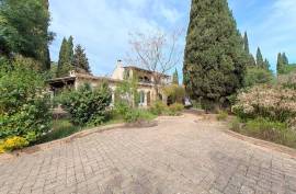 9 room, 195m2 Villa for sale in Aniane - 620 000 € *