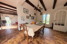 9 room, 195m2 Villa for sale in Aniane - 620 000 € *