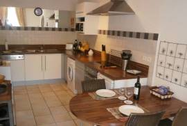 6 room, 120m2 House for sale in Saint chinian - 205 000 € *