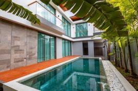 The Teak Phuket – Fully Furnished 4-Bedrooms Pool Villa