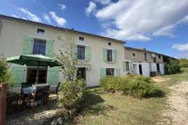 Old Farmstead 3/4 Of An Acre With Outbuildings. Close to Verteuil-Sur-Charente - €146800