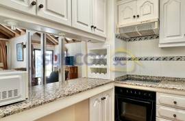 1 Bedroom Bungalow For Sale