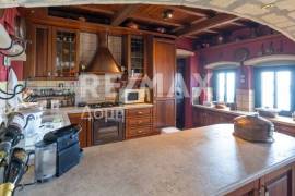 Maisonette 554 sq.m for sale