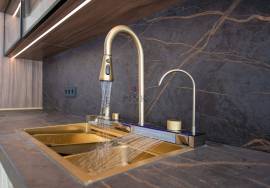 Ocean Oasis Villa - Luxury 4 Bedroom Villa by the Sea in Madeira