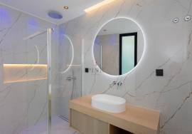 Ocean Oasis Villa - Luxury 4 Bedroom Villa by the Sea in Madeira