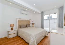 House - 3 Bedrooms - Funchal (Rental)