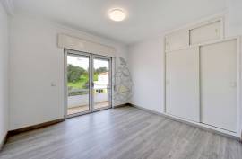 Fully renovated 3 bedroom apartment close to all services - Portimão