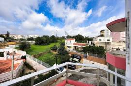 Fully renovated 3 bedroom apartment close to all services - Portimão