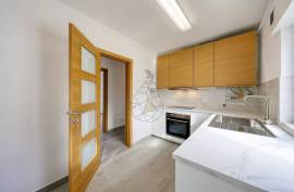 Fully renovated 3 bedroom apartment close to all services - Portimão