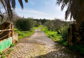 5 BEDROOM VILLA DESIGNED FOR FAMILY LIFE AND ENTERTAINMENT WITH COMFORT AND ELEGANCE - ALBUFEIRA