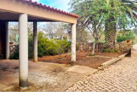 5 BEDROOM VILLA DESIGNED FOR FAMILY LIFE AND ENTERTAINMENT WITH COMFORT AND ELEGANCE - ALBUFEIRA