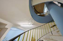 City Centre Shop with Ground Floor and Basement - Portimão