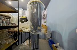 City Centre Shop with Ground Floor and Basement - Portimão