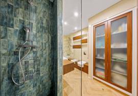 Refurbished 3 + 1 Bedroom Apartment in Rio Park Residence Condominium | Panoramic View of the Arade River – Portimão