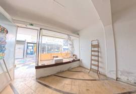 Store for Rent in the Center of Portimão