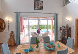 Luxury Single‑Storey 4‑Bedroom Villa with Private Pool - Portimão Luxury Single‑Storey 4‑Bedroom Villa with Private Pool - Portimão