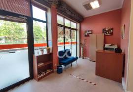 Commercial property Chaves