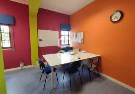 Commercial property Chaves