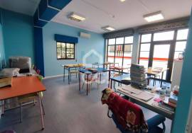 Commercial property Chaves