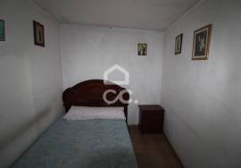 1 bedroom villa in a town just a few minutes from the city center.