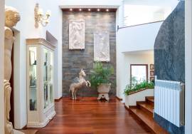 Exclusive 6 bedroom villa with 4,000 m² plot and Private Pool in Lousada