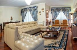 Exclusive 6 bedroom villa with 4,000 m² plot and Private Pool in Lousada