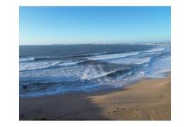 Apartamento T2 junto à Praia da Consolação