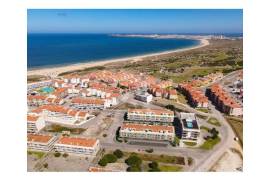 Apartamento T2 junto à Praia da Consolação