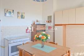 Turnkey apartment with terrace