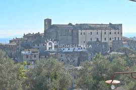 Turnkey apartment with terrace