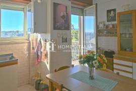 Turnkey apartment with terrace