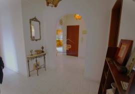 Floor of a 3 bedroom villa with large areas