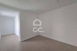 Fully renovated 2 bedroom villa