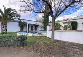 Licensed Tourism Investment in Tierra de Barros | Manor House